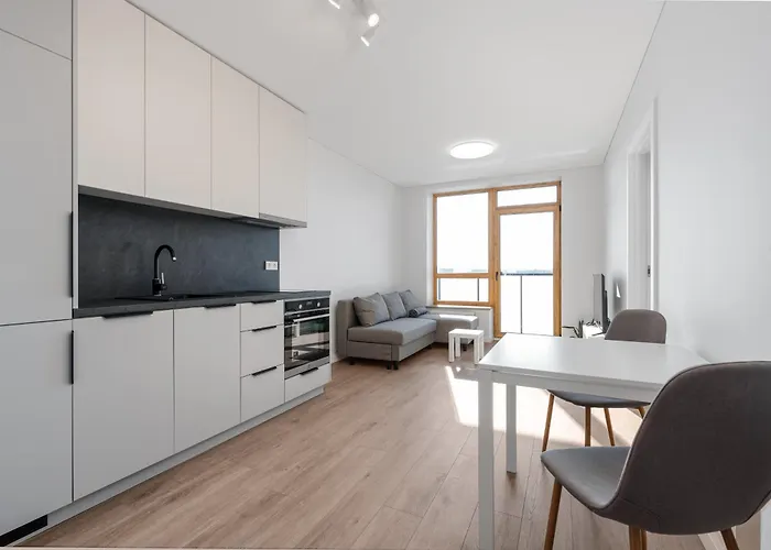 Two - Self Check-in * Вильнюс